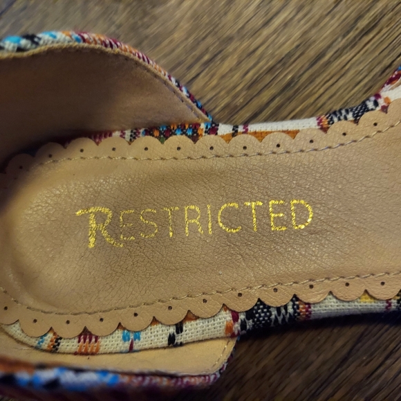 Women's Flats by Restricted - Picture 7 of 7